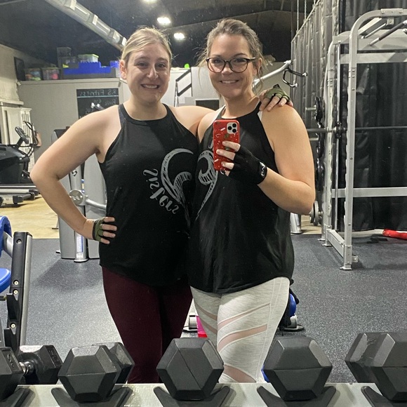 Meet your Posher, Hannah - Picture 2 of 6